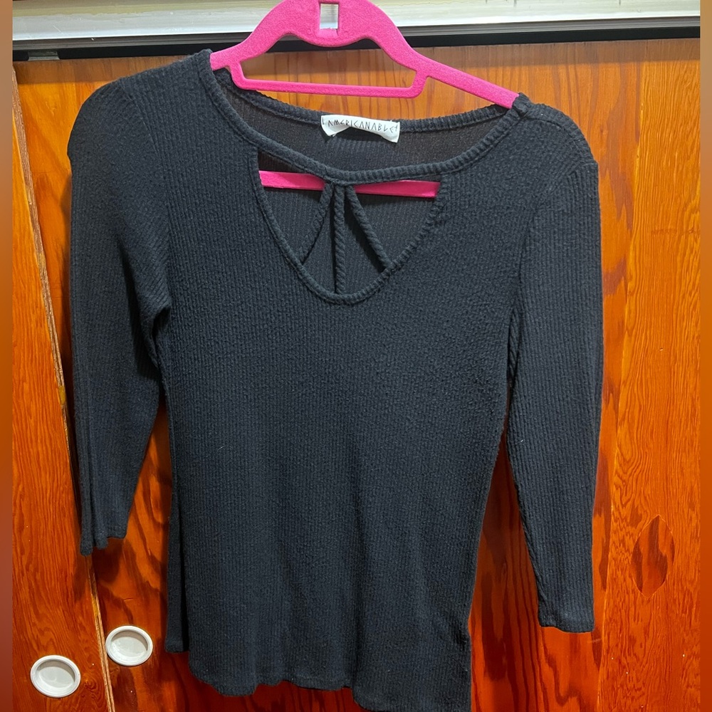 American Able 3/4 Sleeve Sweater